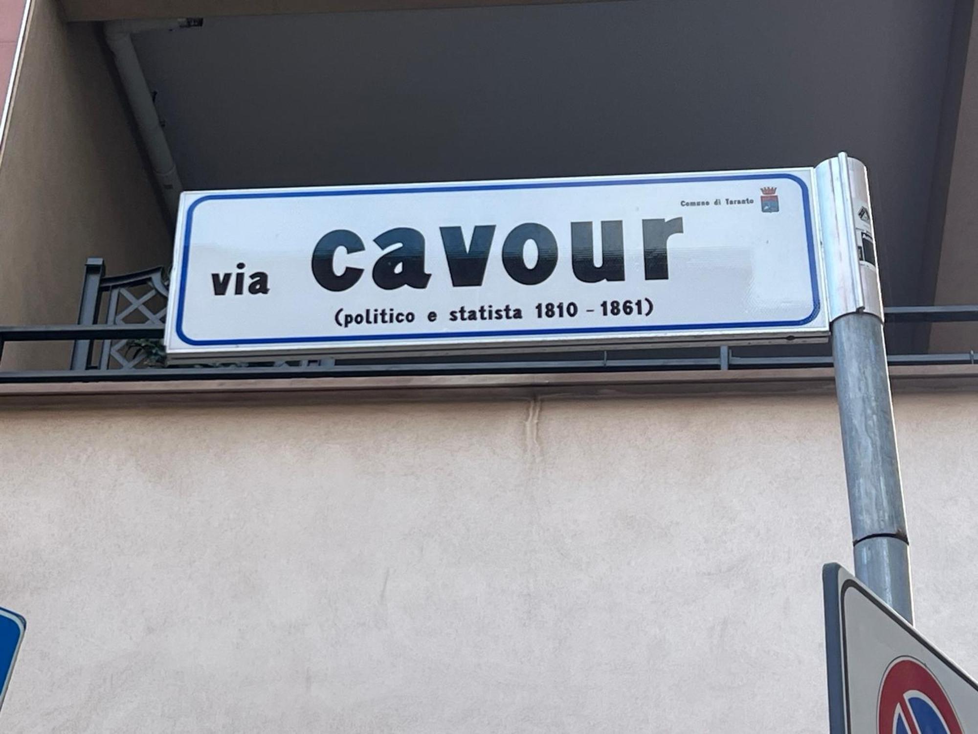 Suite Cavour Luxury Home Tarento Exterior foto